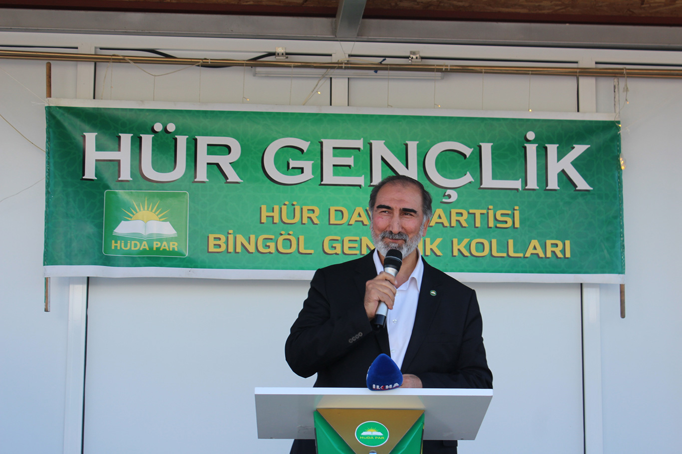 HÜDA PAR Genel Başkan Yardımcısı Yılmaz: Gençler bu toplumun umududur HÜDA PAR Genel Başkan Yardımcısı Yılmaz: Gençler bu toplumun umududur